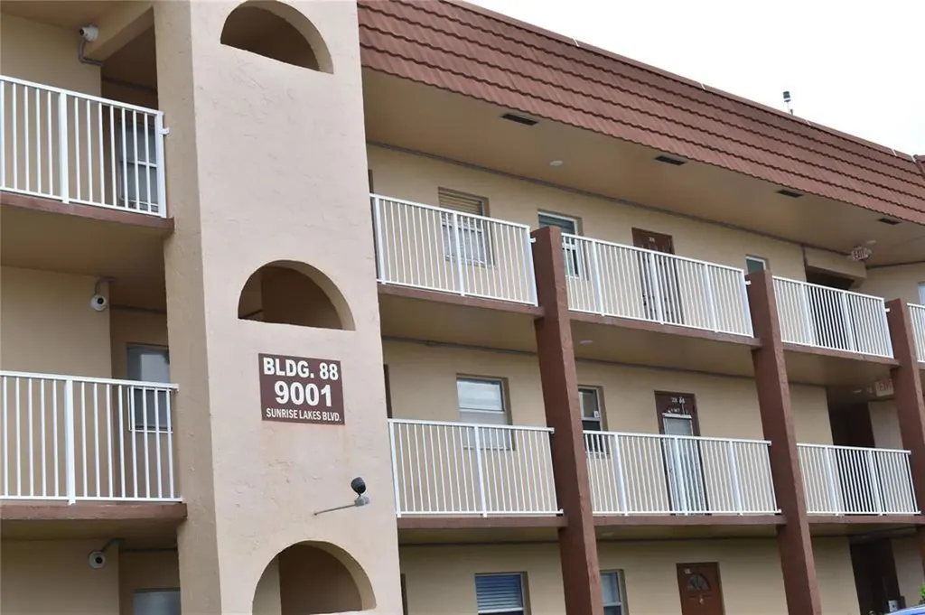 9001 Sunrise Lakes Boulevard Sunrise FL 33322