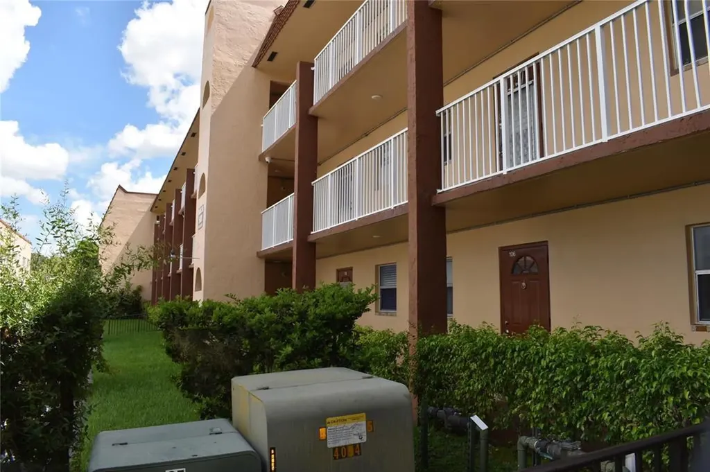 9001 Sunrise Lakes Boulevard Sunrise FL 33322