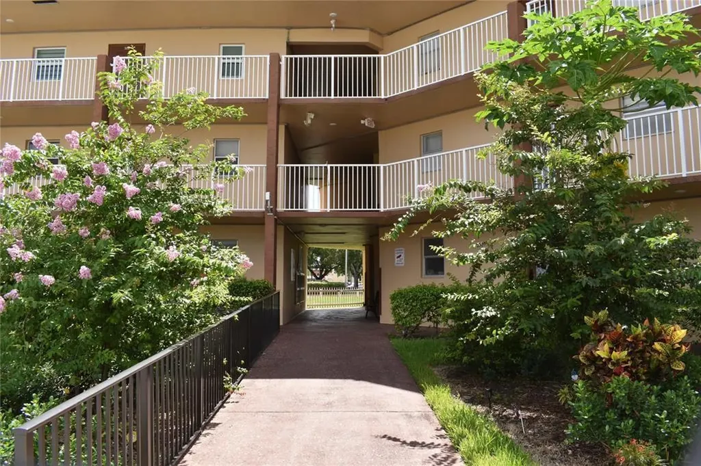 9001 Sunrise Lakes Boulevard Sunrise FL 33322