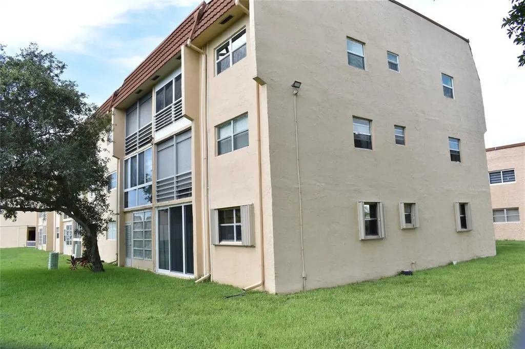 9001 Sunrise Lakes Boulevard Sunrise FL 33322