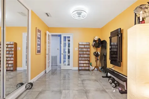 2501 NW 8th Avenue Wilton Manors FL 33311