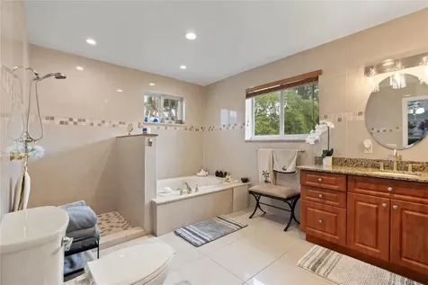 2501 NW 8th Avenue Wilton Manors FL 33311