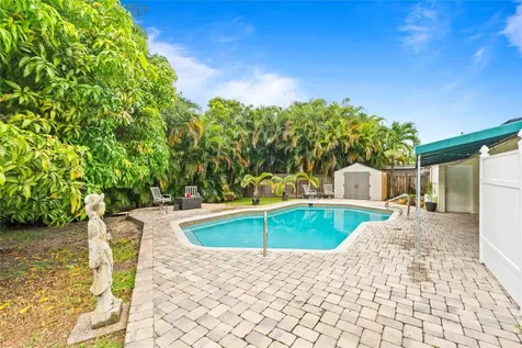 2501 NW 8th Avenue Wilton Manors FL 33311