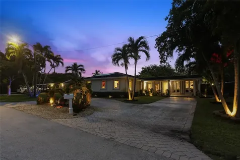 2501 NW 8th Avenue Wilton Manors FL 33311
