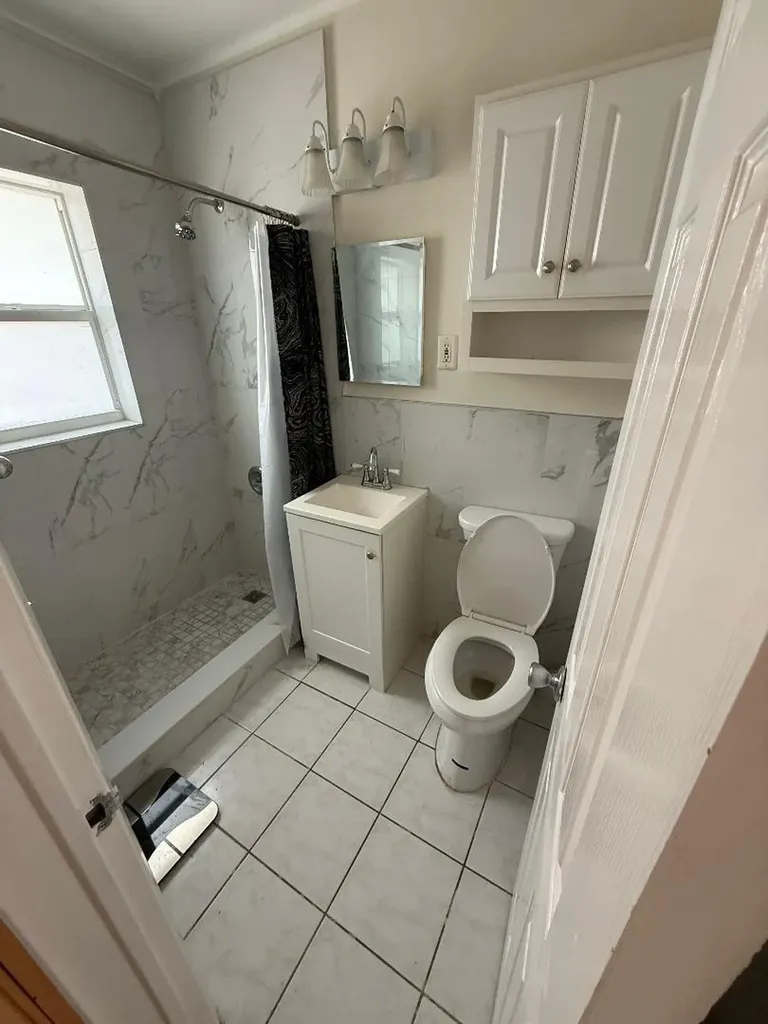 1710 NE 8 Street Fort Lauderdale FL 33304
