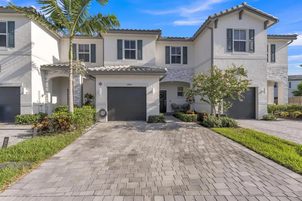 11883 NW 46th Street Coral Springs FL 33076