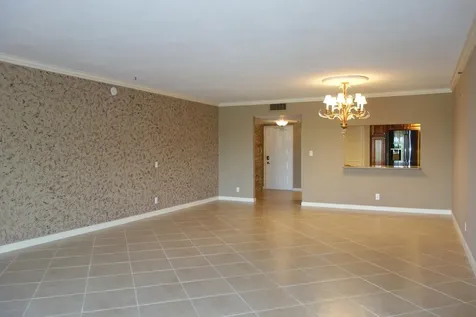 3507 Oaks Way Pompano Beach FL 33069