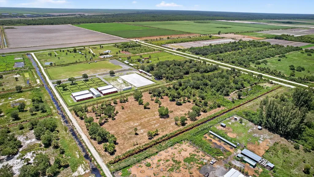 Xx Xx Bedu Court Loxahatchee FL 33470