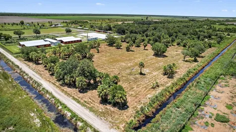 Xx Xx Bedu Court Loxahatchee FL 33470