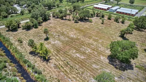Xx Xx Bedu Court Loxahatchee FL 33470