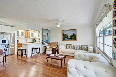 342 Brighton Boca Raton FL 33434