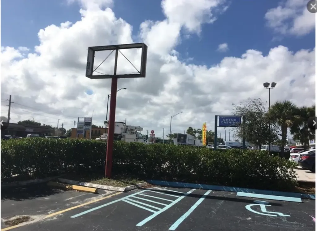 1361 E Commercial Boulevard Oakland Park FL 33334