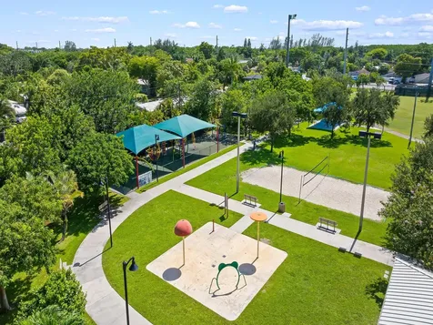 812 NW 26th Street Wilton Manors FL 33311