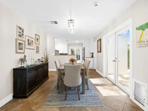 812 NW 26th Street Wilton Manors FL 33311