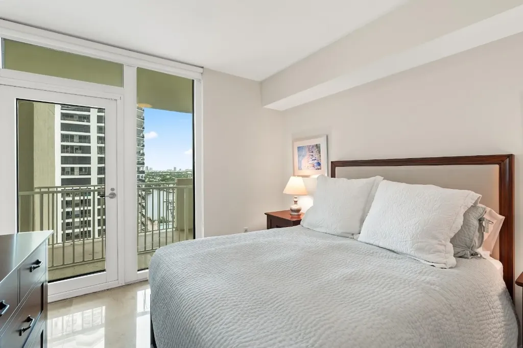 101 S Fort Lauderdale Beach Boulevard Fort Lauderdale FL 33316