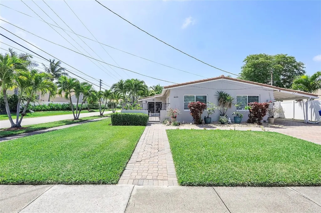 1150 Hayes Street Hollywood FL 33019