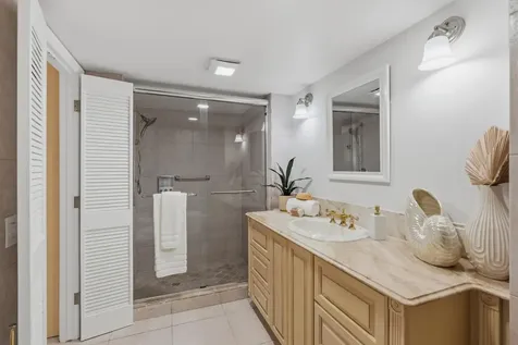 4900 N Ocean Boulevard Lauderdale By The Sea FL 33308