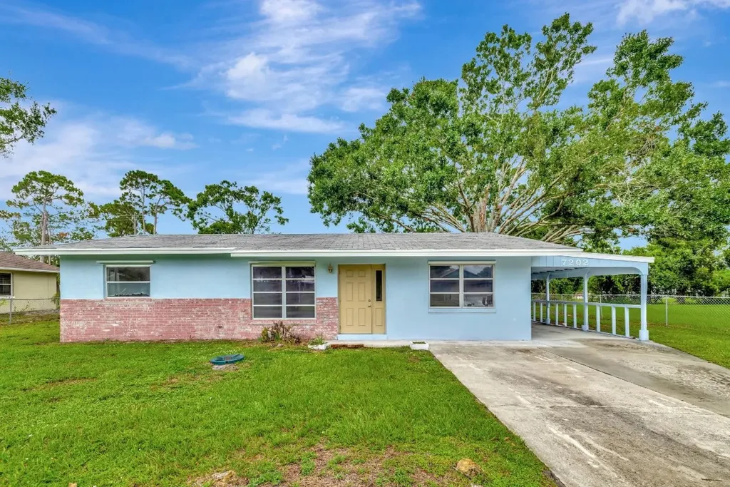7202 Penny Lane Fort Pierce FL 34951