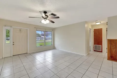 7202 Penny Lane Fort Pierce FL 34951
