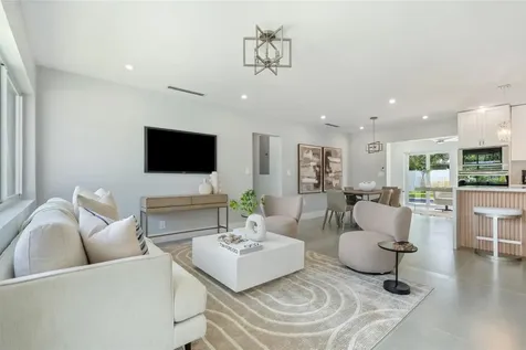 324 NE 28th Street Wilton Manors FL 33334