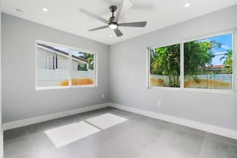 324 NE 28th Street Wilton Manors FL 33334