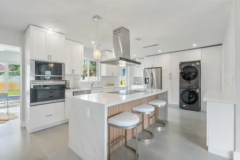 324 NE 28th Street Wilton Manors FL 33334