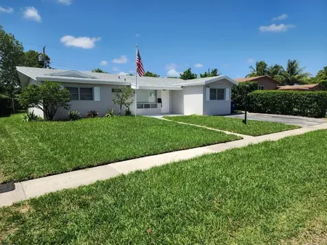 3460 NW 33rd Court Lauderdale Lakes FL 33309