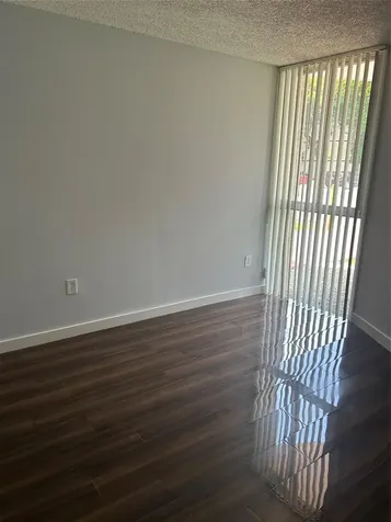 7035 NW 186th Street Hialeah FL 33015