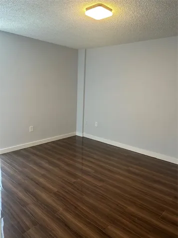 7035 NW 186th Street Hialeah FL 33015