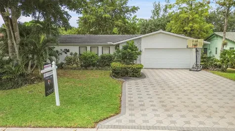 9254 NW 13th Place Coral Springs FL 33071