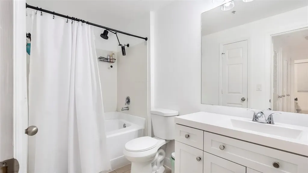 533 NE 3rd Avenue Fort Lauderdale FL 33301