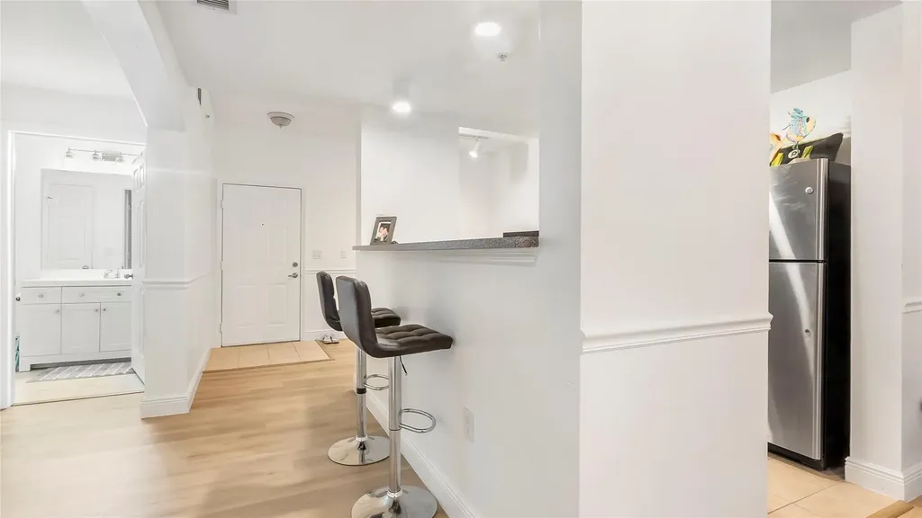 533 NE 3rd Avenue Fort Lauderdale FL 33301