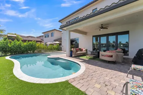11330 SW 12th Street Pembroke Pines FL 33025
