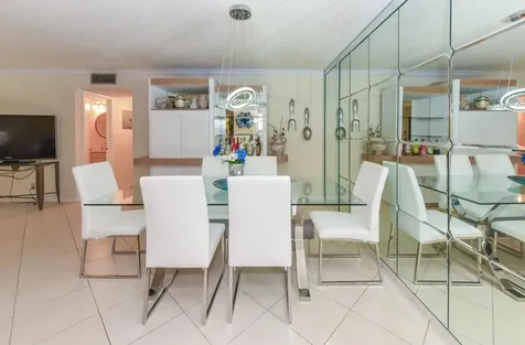 1382 High Point Way Delray Beach FL 33445