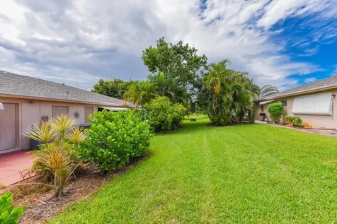 1382 High Point Way Delray Beach FL 33445