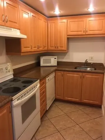 411 SE 8th Street Deerfield Beach FL 33441