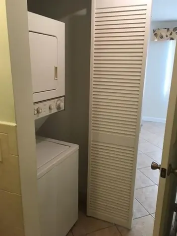 411 SE 8th Street Deerfield Beach FL 33441
