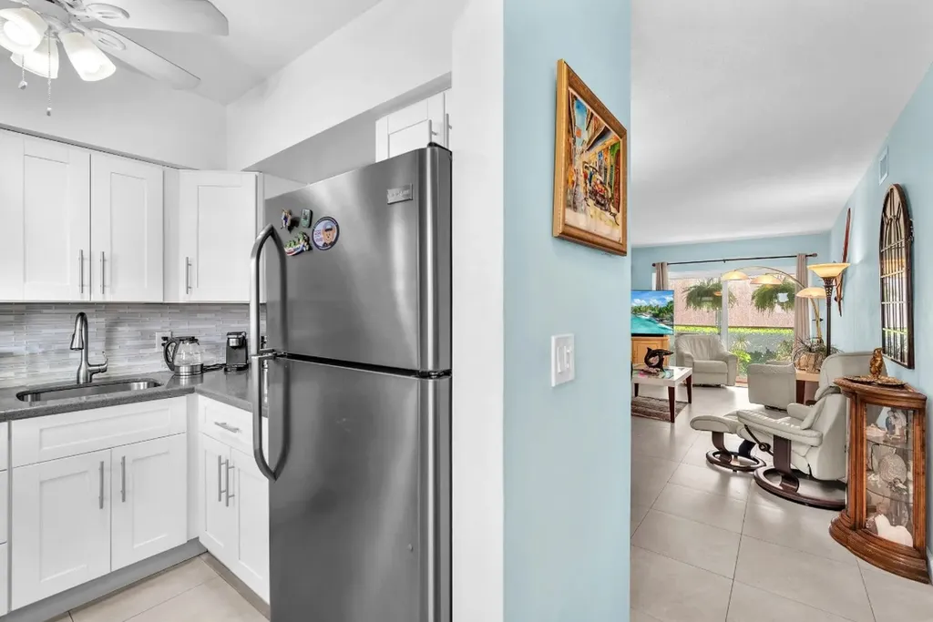 2131 NE 42nd Court Lighthouse Point FL 33064