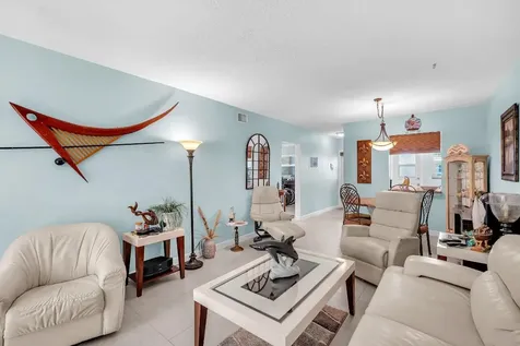 2131 NE 42nd Court Lighthouse Point FL 33064