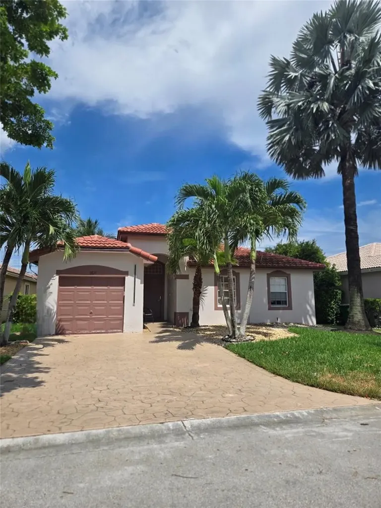 1821 SW 120th Terrace Miramar FL 33025