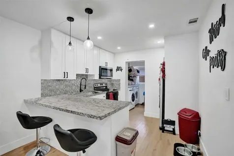 209 NE 9th Street Pompano Beach FL 33060