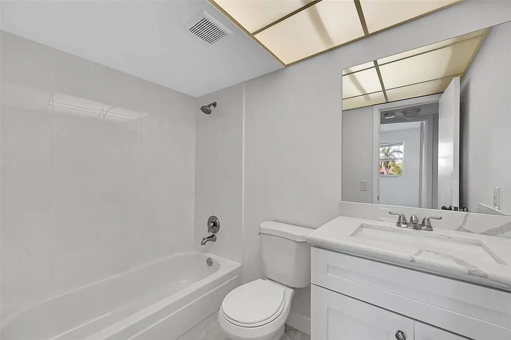 9761 Sunrise Lakes Boulevard Sunrise FL 33322