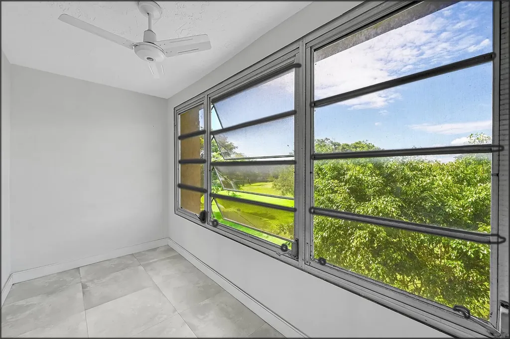 9761 Sunrise Lakes Boulevard Sunrise FL 33322