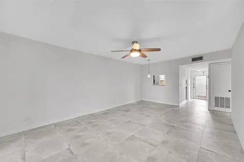9761 Sunrise Lakes Boulevard Sunrise FL 33322