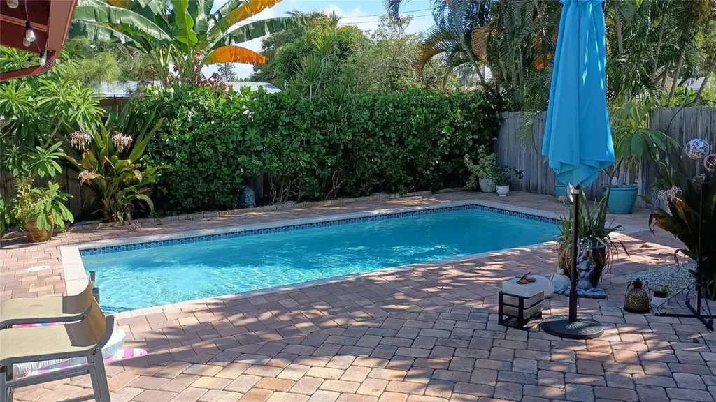 803 NE 21st Drive Fort Lauderdale FL 33305