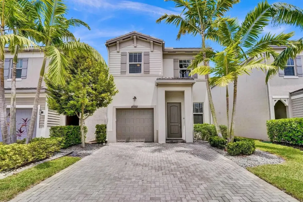 4700 NW 48th Terrace Tamarac FL 33319