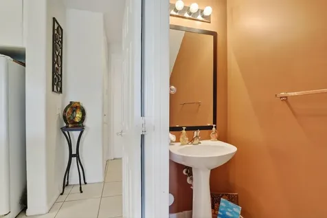 3426 NW 14th Court Fort Lauderdale FL 33311