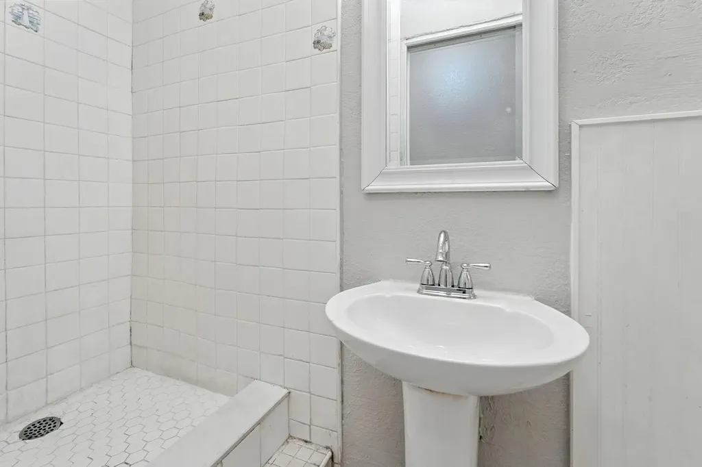 620 NE 57th Street Fort Lauderdale FL 33334