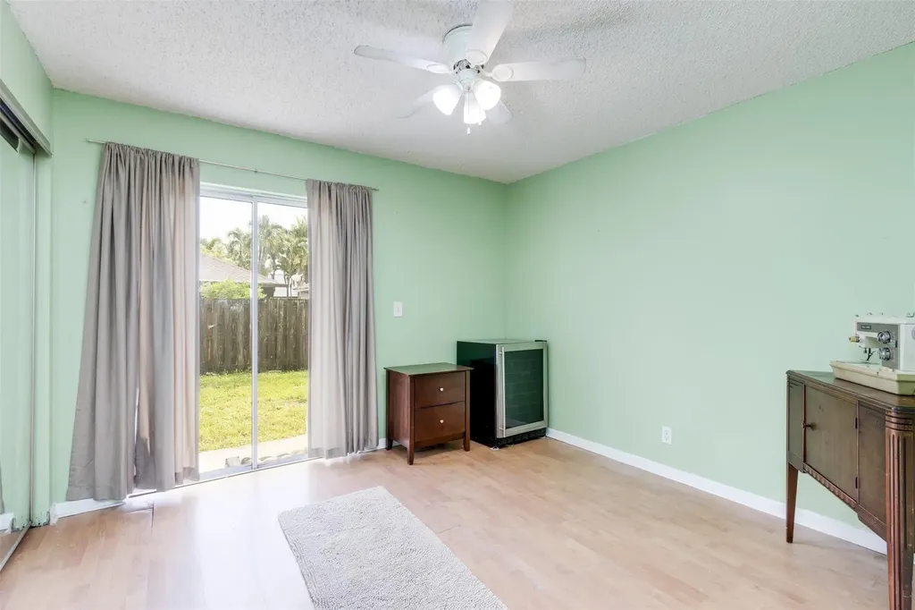 1020 SW 149th Lane Sunrise FL 33326