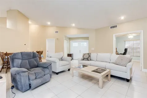 1020 SW 149th Lane Sunrise FL 33326
